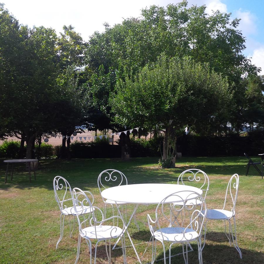 Manoir De La Rousselliere Aparthotel Loches Ngoại thất bức ảnh
